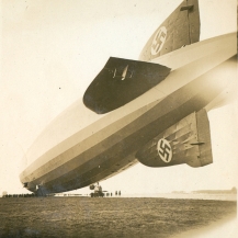 Graf Zeppelin aterrizando en Campo de Mayo